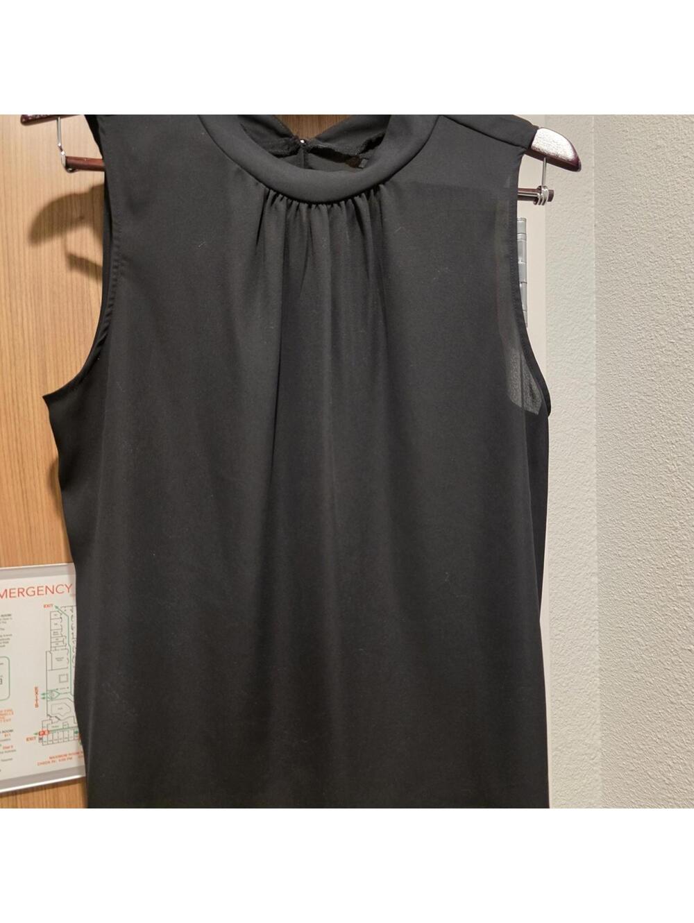 Who What Wear Sleeveless Black Blouse XL